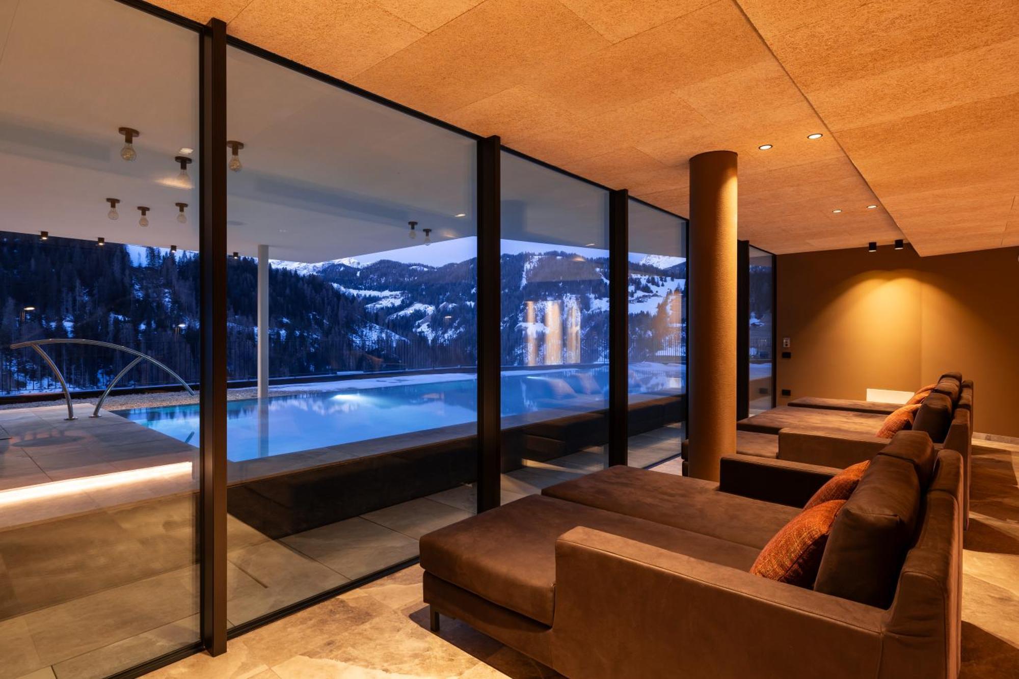Hotel Alpenrose Dolomites La Valle Exterior foto
