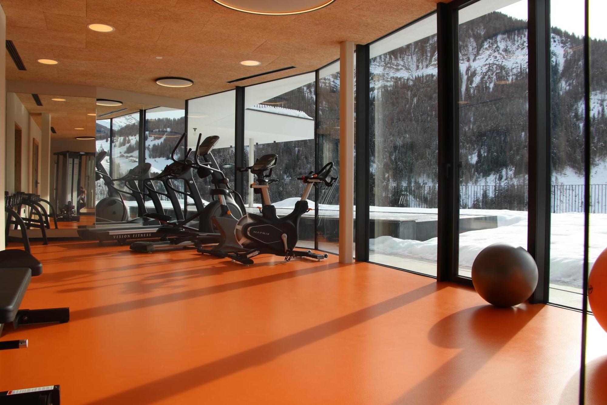 Hotel Alpenrose Dolomites La Valle Exterior foto