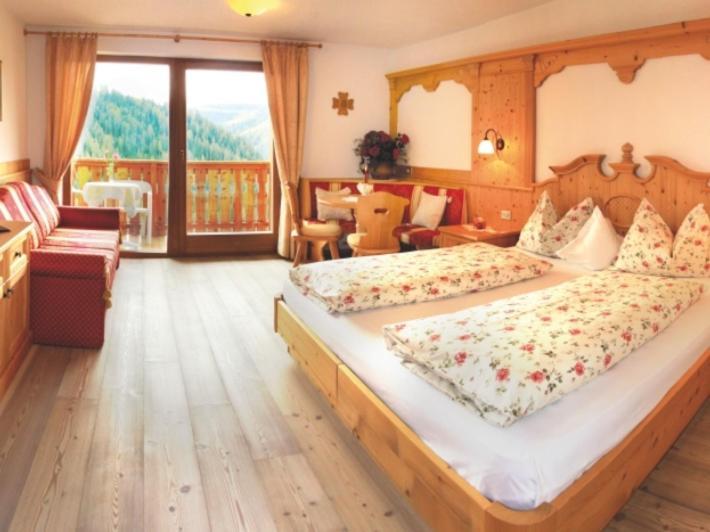 Hotel Alpenrose Dolomites La Valle Cameră foto